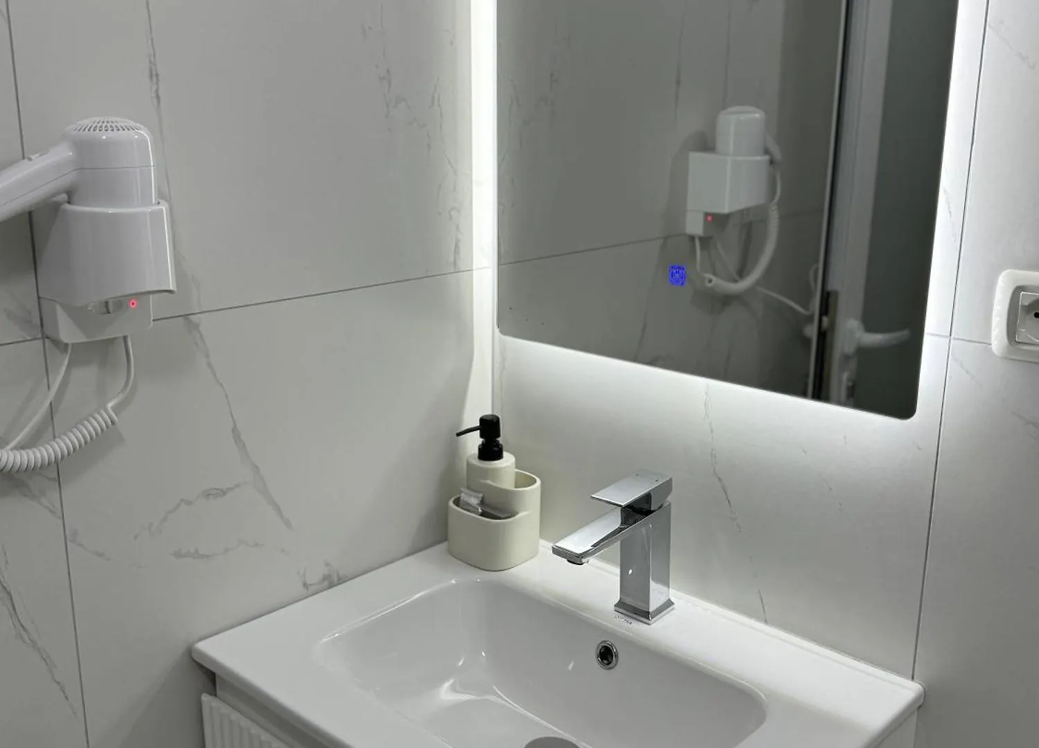 Affittacamere Angel'S Studio Apartments Tirana