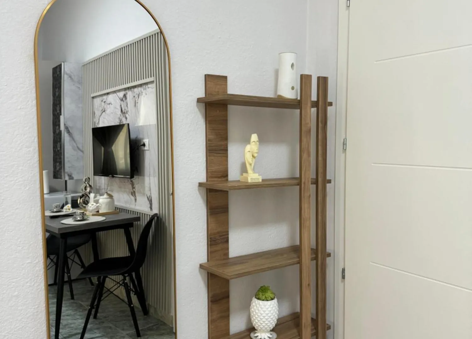 Affittacamere Angel'S Studio Apartments Tirana Albania