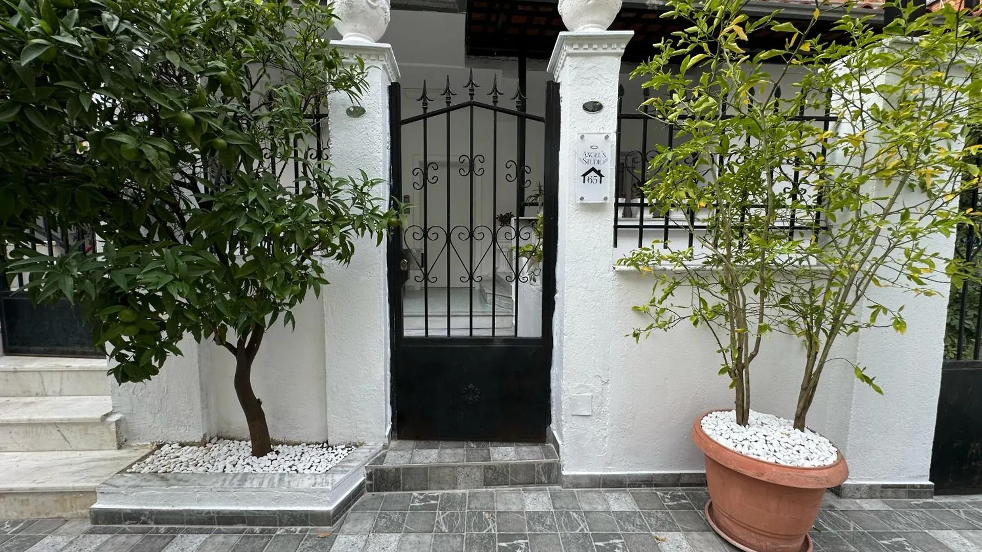 Pensionat Angel'S Studio Apartments Tirana