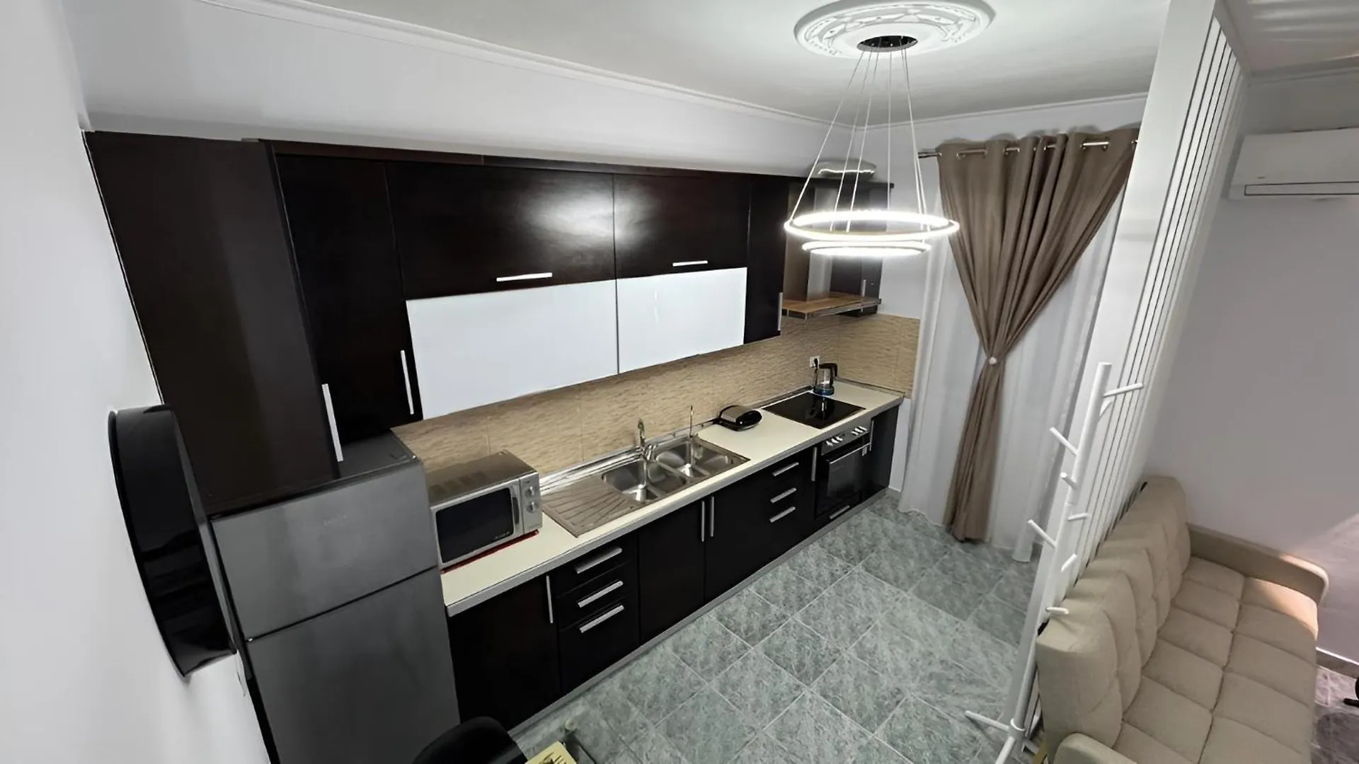 Pensionat Angel'S Studio Apartments Tirana Albanien